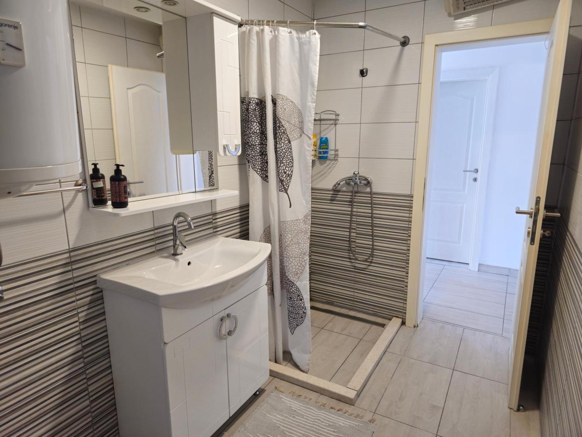 Appartement Konak à Mostar Extérieur photo